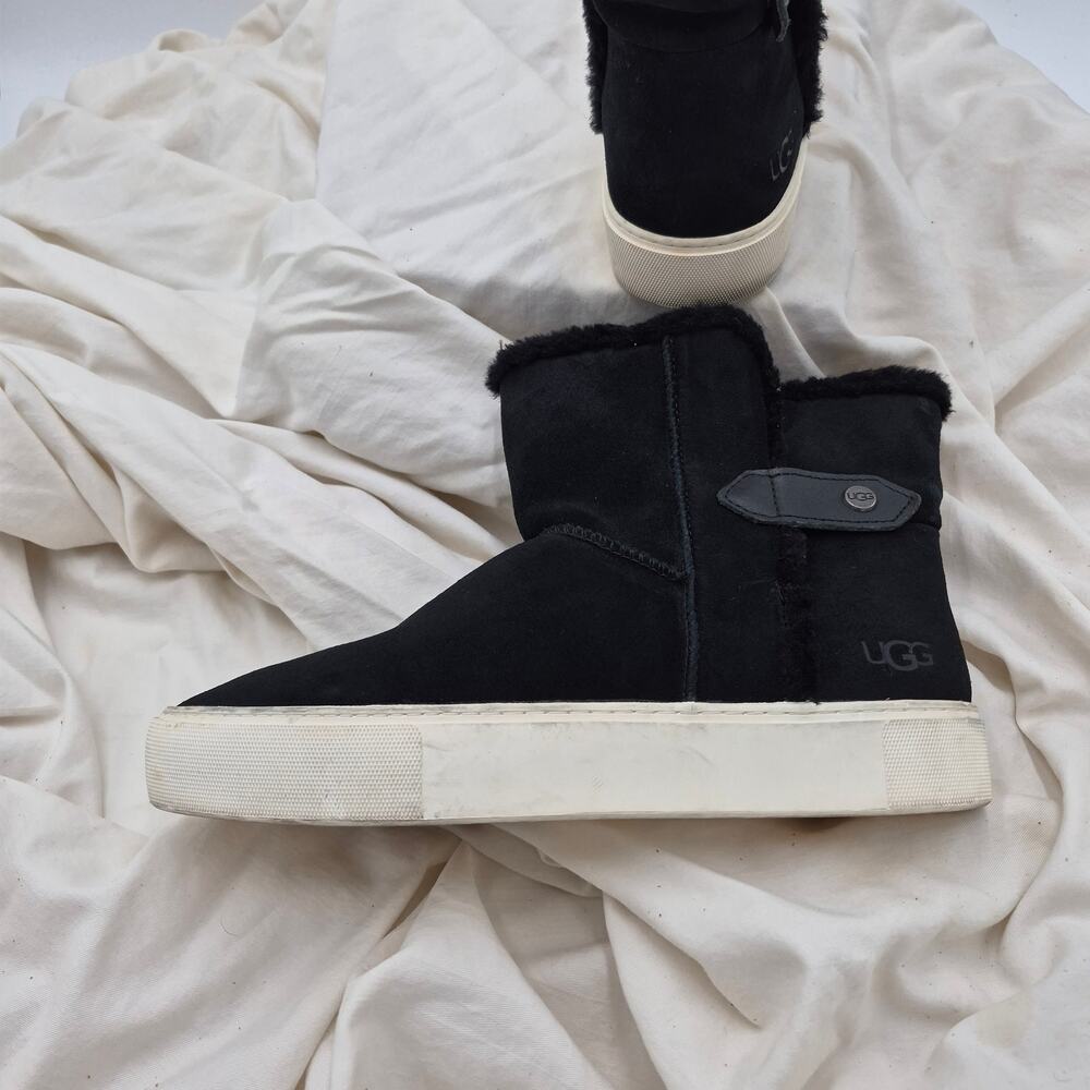 UGG Aika Ankle boot sneakers black suede upper women's size 10